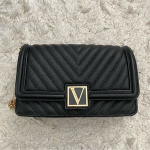 NWOT Victoria's Secret - The Victoria Mini
Shoulder Bag - Black and Gold